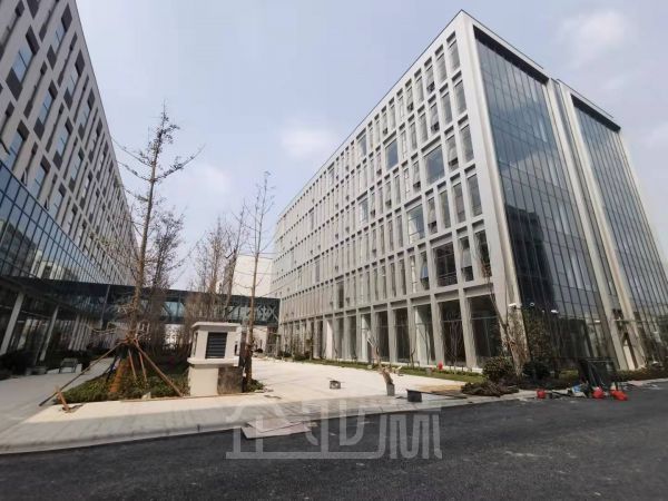 厂房正门图