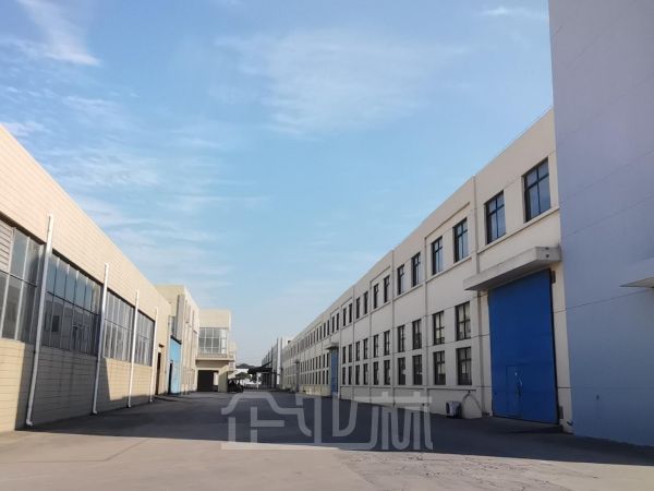 张家港保税区稀有双层厂房对外招租，可分租