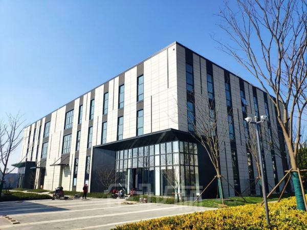 厂房正门图