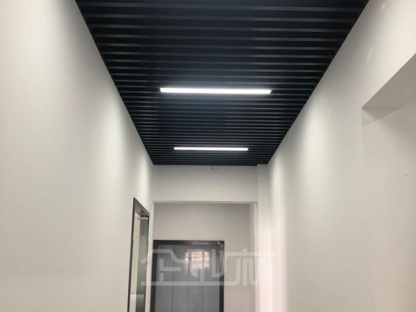 厂房正门图