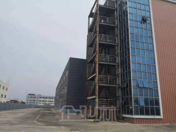 厂房正门图