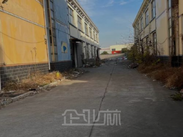厂房正门图