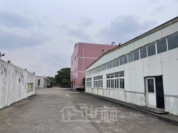 厂房正门图