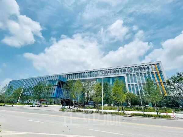 厂房正门图