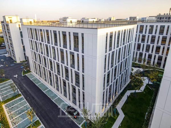 厂房正门图