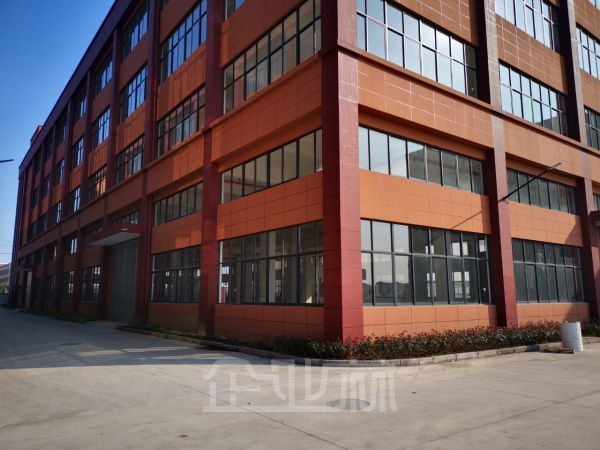 厂房正门图
