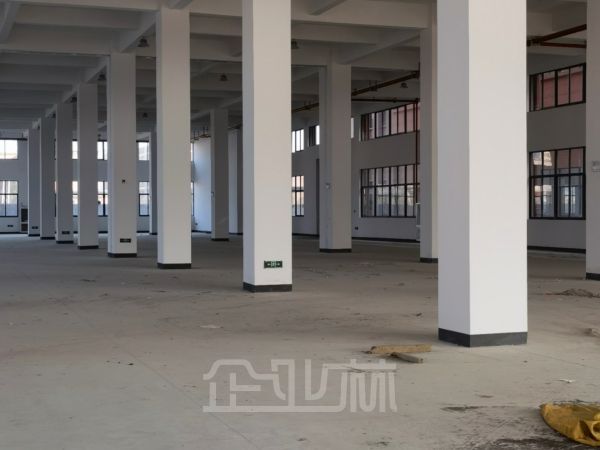厂房正门图