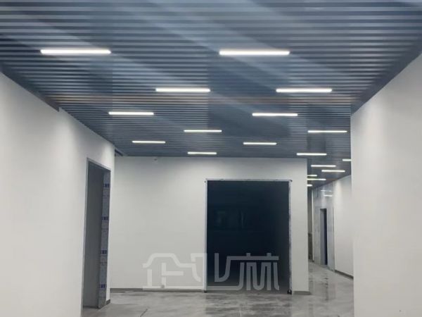 厂房正门图