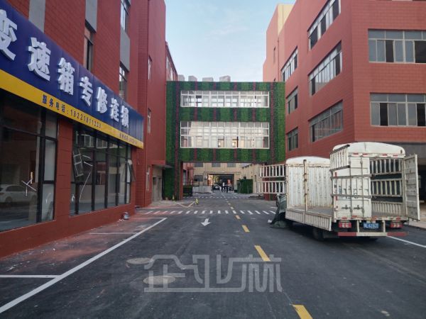 厂房正门图