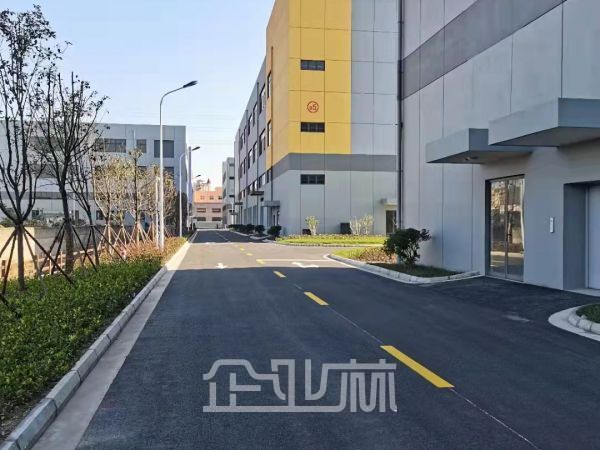 厂房正门图