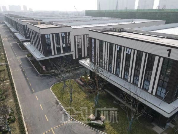厂房正门图