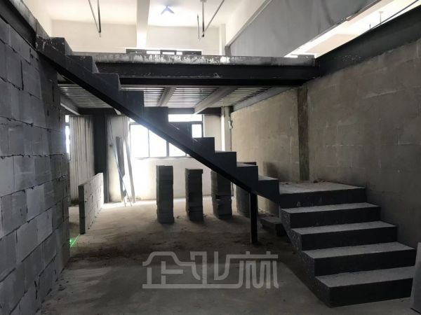 厂房正门图