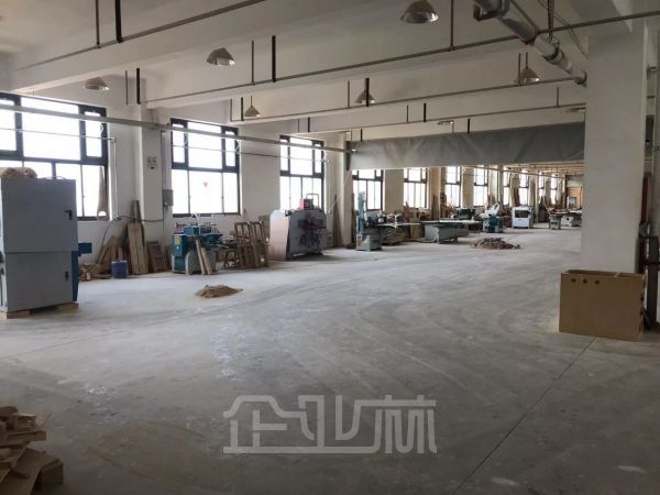 厂房正门图
