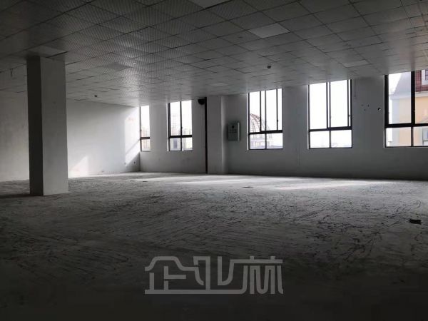 厂房正门图