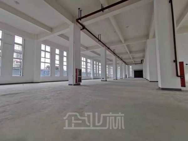 厂房正门图
