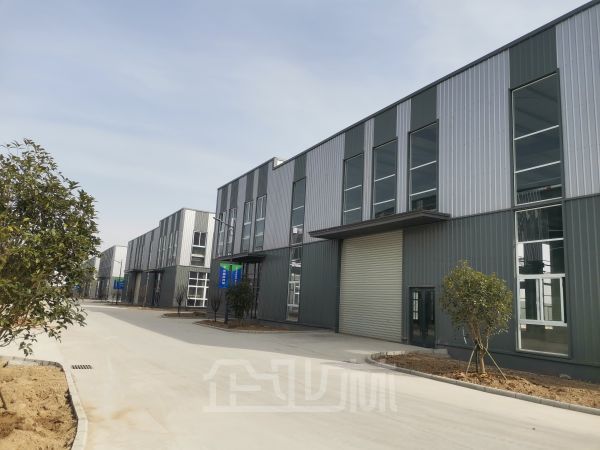 厂房正门图