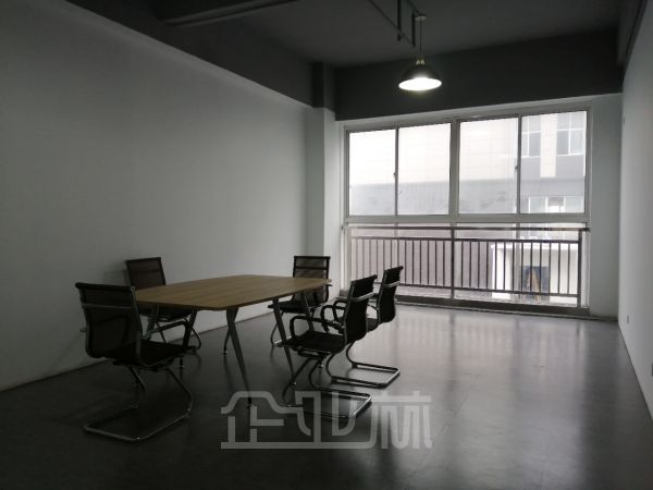 厂房内饰图