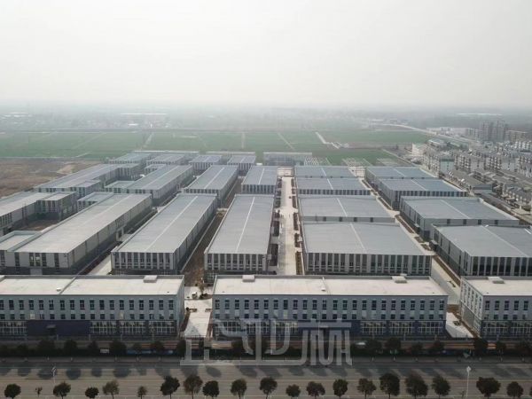 厂房正门图