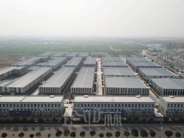 厂房正门图
