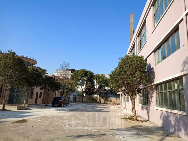 厂房正门图