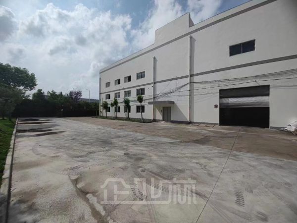 厂房正门图