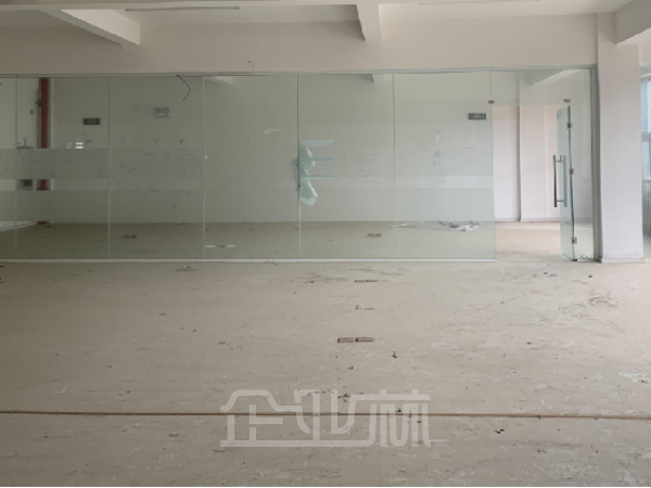 厂房正门图