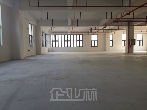 厂房正门图