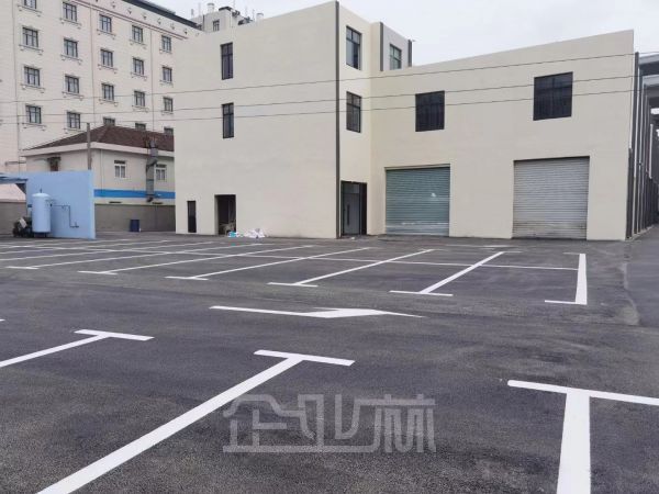 厂房正门图
