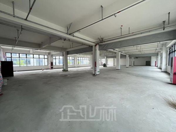 厂房正门图