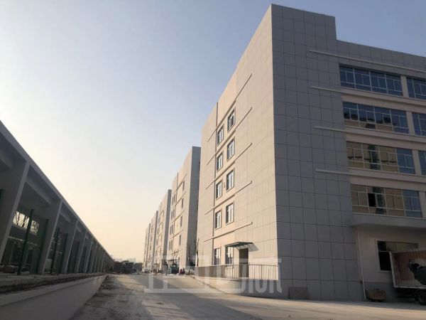 厂房正门图