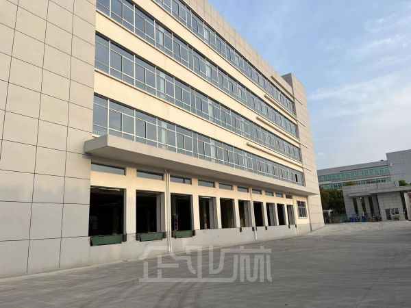 厂房正门图