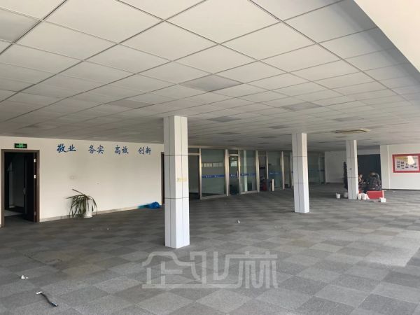 厂房正门图