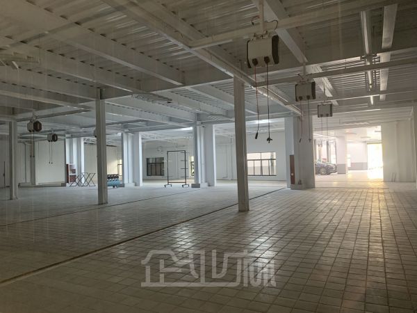 厂房正门图