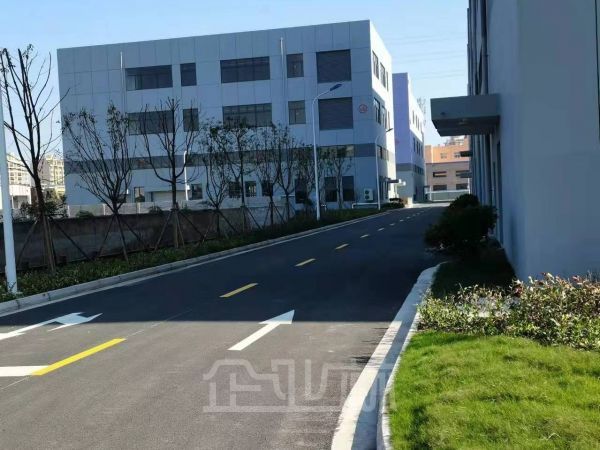 厂房正门图