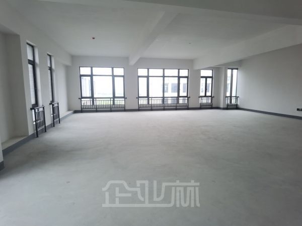 厂房正门图