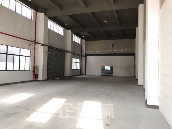 厂房正门图
