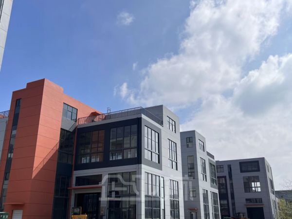 厂房正门图