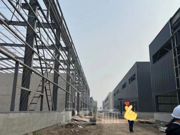 出售江苏徐州邳州市全新单层钢结构标准厂房
