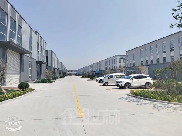 厂房正门图