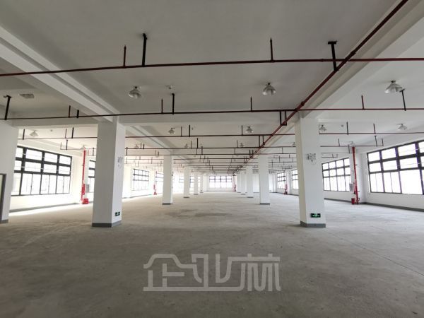 厂房正门图