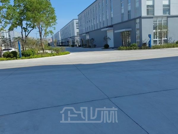 厂房正门图