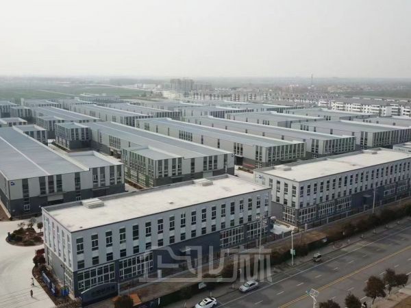 厂房正门图