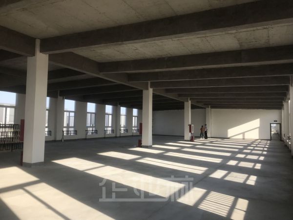 厂房正门图