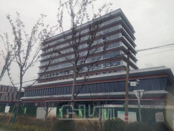 厂房正门图