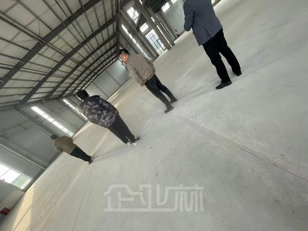 厂房正门图