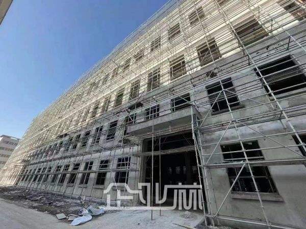 厂房正门图