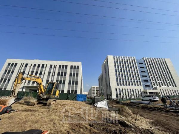 江苏张家港锦丰青草巷2000平全新标准厂房出租