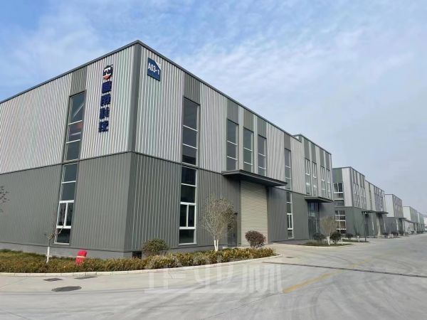 厂房正门图