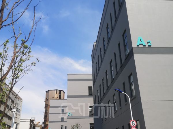 厂房正门图