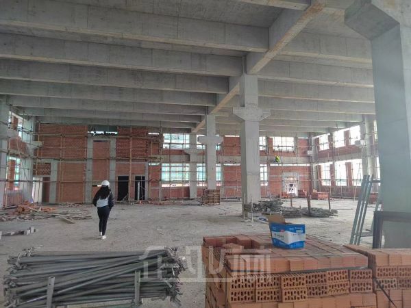 厂房正门图